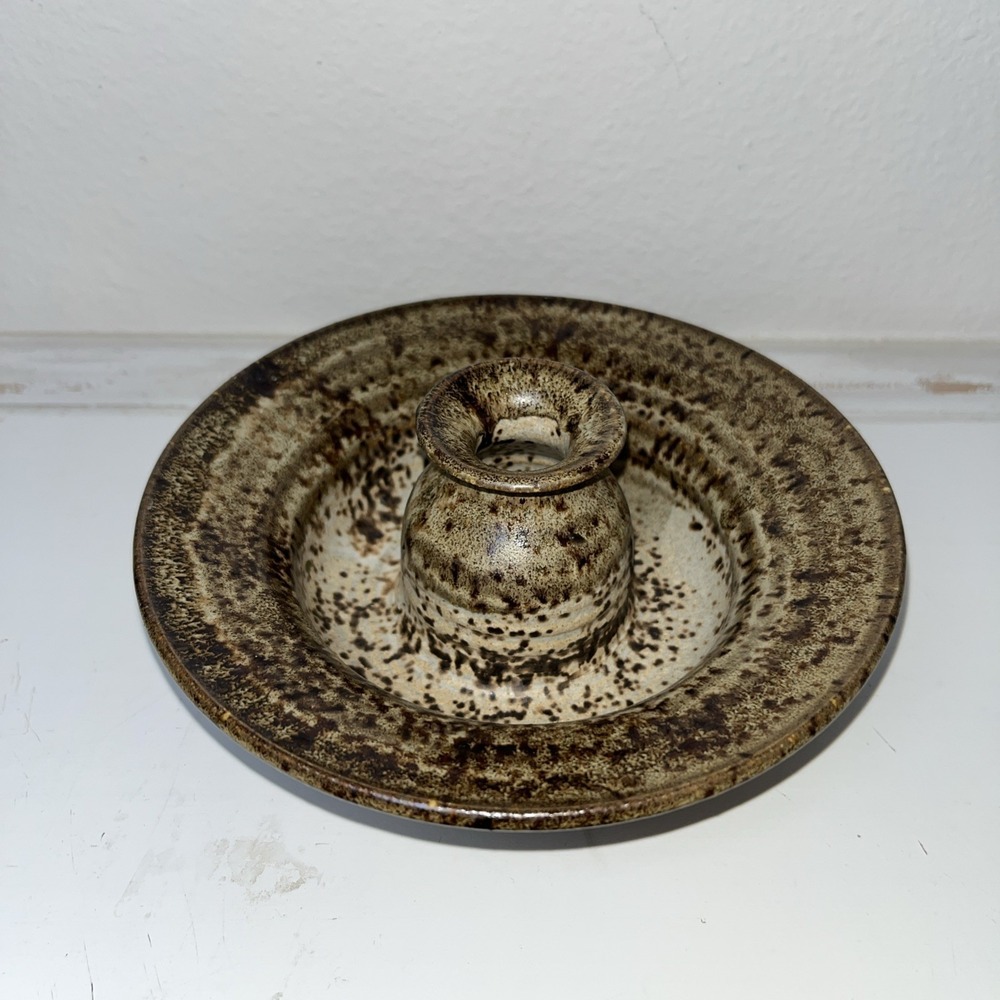 Bud Vase Attached Under Plate Speckled Pottery Brown Beige‎